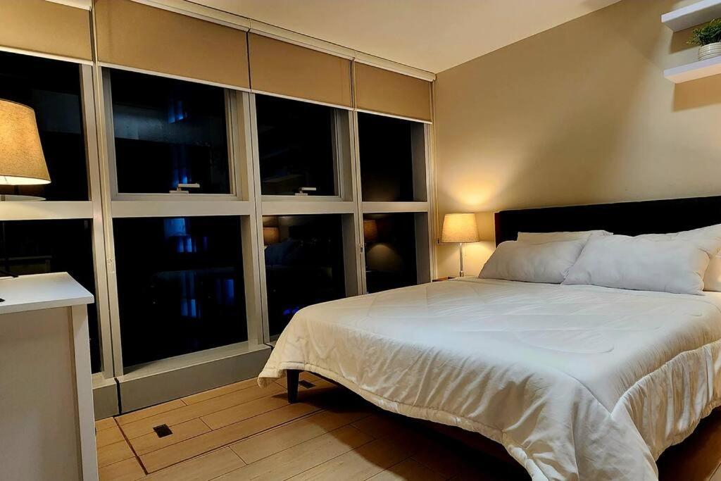 Casa Antonio At Uptown Parksuites Tower One Bgc Manila Exterior foto